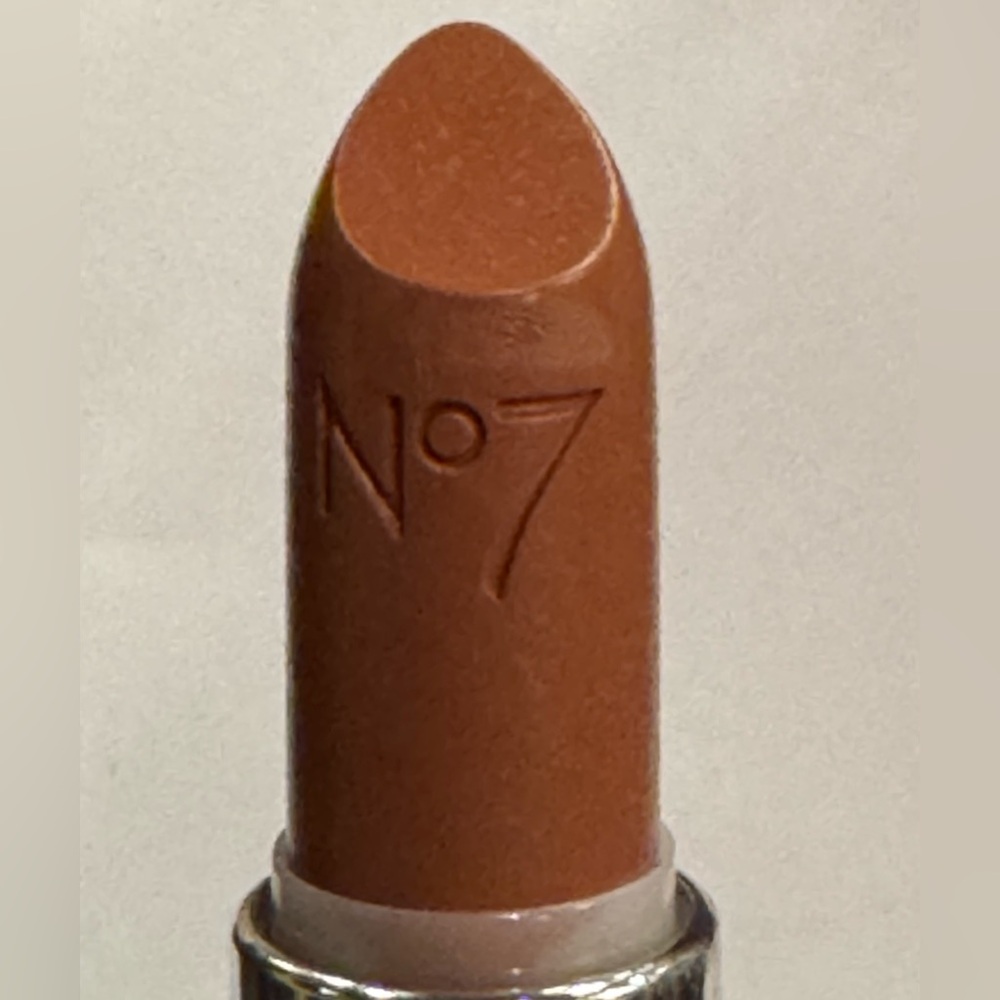 New Boots No7 Moisture Drench Lipstick Honey Bloom 740 - Picture 6 of 11
